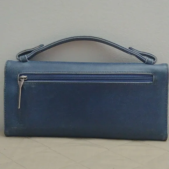 Matt & Nat Wallet - Picture 3 of 10